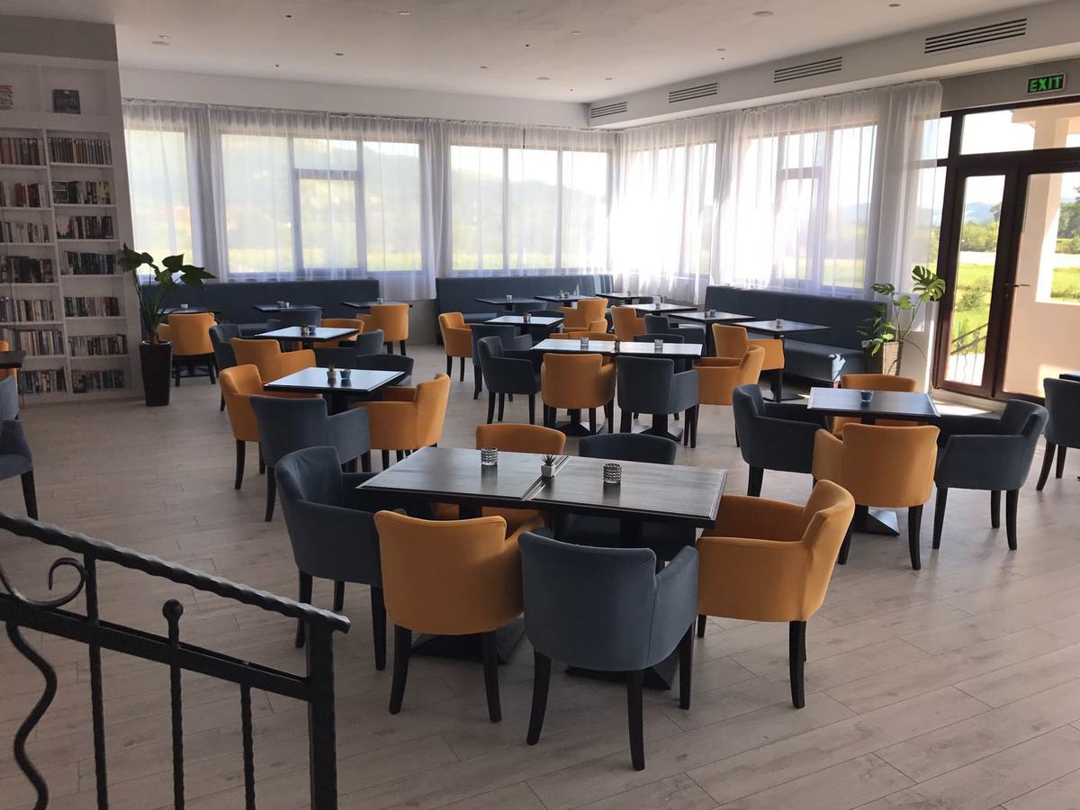 Pensiunea Himalaya Darmaneasca Esterno foto